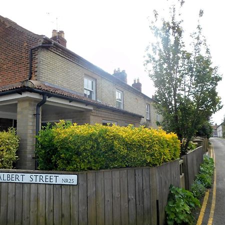 38 Albert Street 홀트 외부 사진